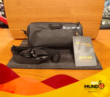 Cargar imagen en el visor de la galería, Mochila West Biking Pequeña

